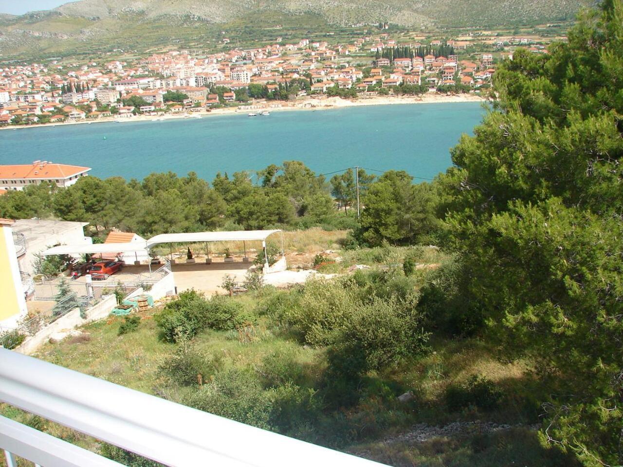 Apartments Mara Trogir Exterior photo